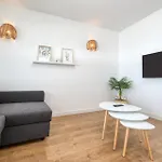 Sunlit Paradise House Apartment